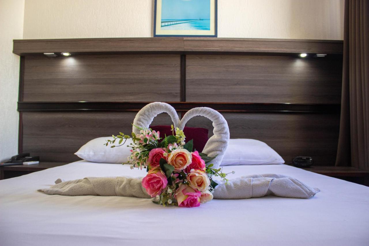 Hotel Le Paris Нумеа Экстерьер фото
