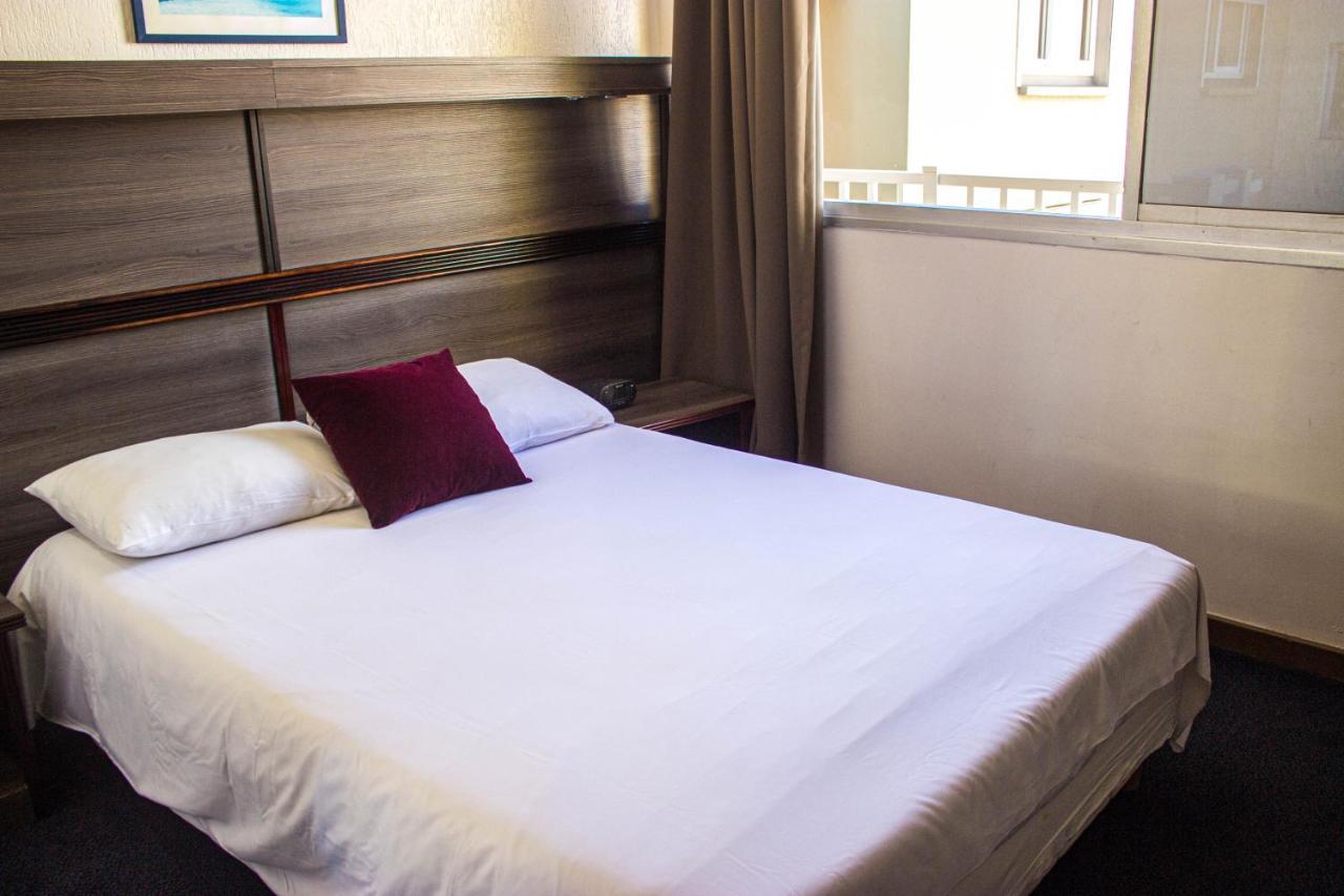 Hotel Le Paris Нумеа Экстерьер фото