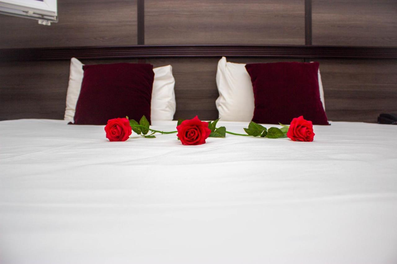 Hotel Le Paris Нумеа Экстерьер фото