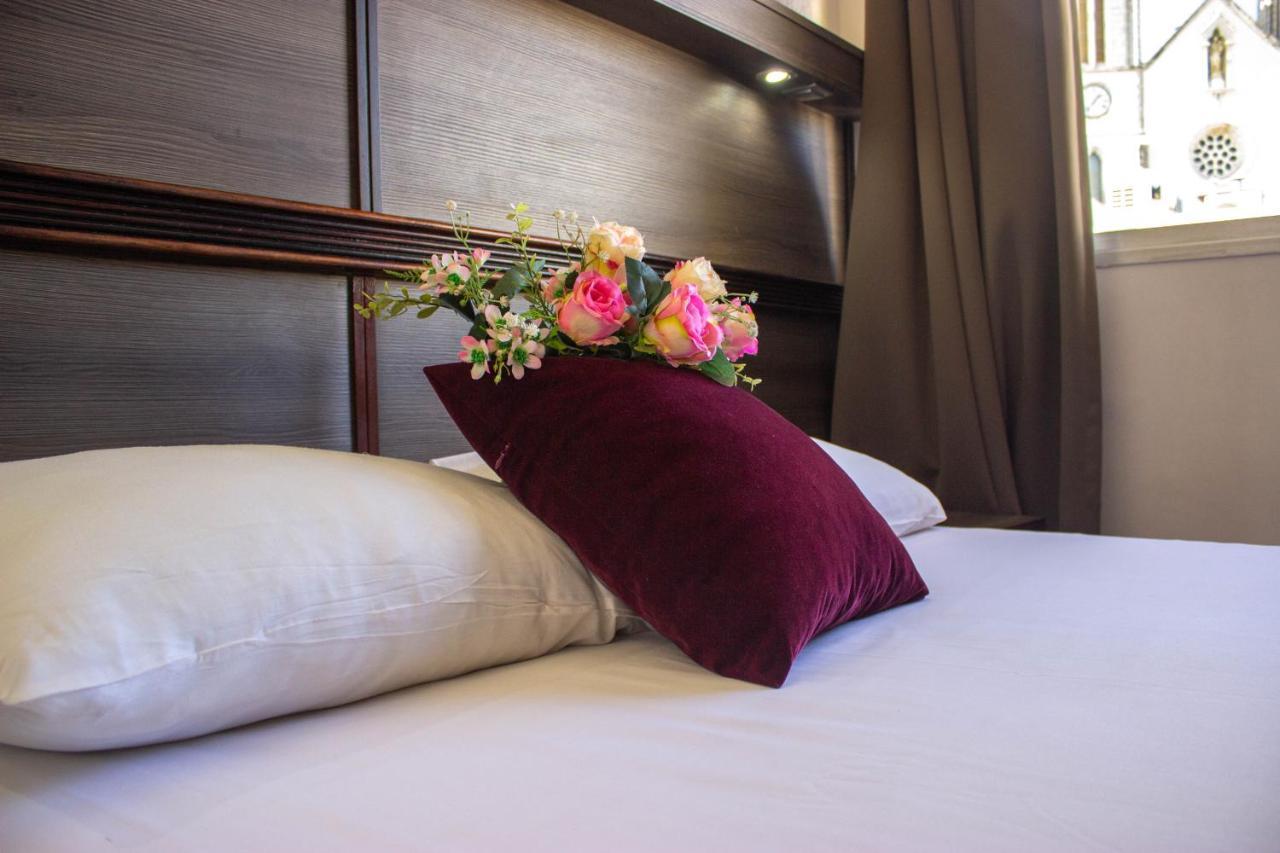 Hotel Le Paris Нумеа Экстерьер фото