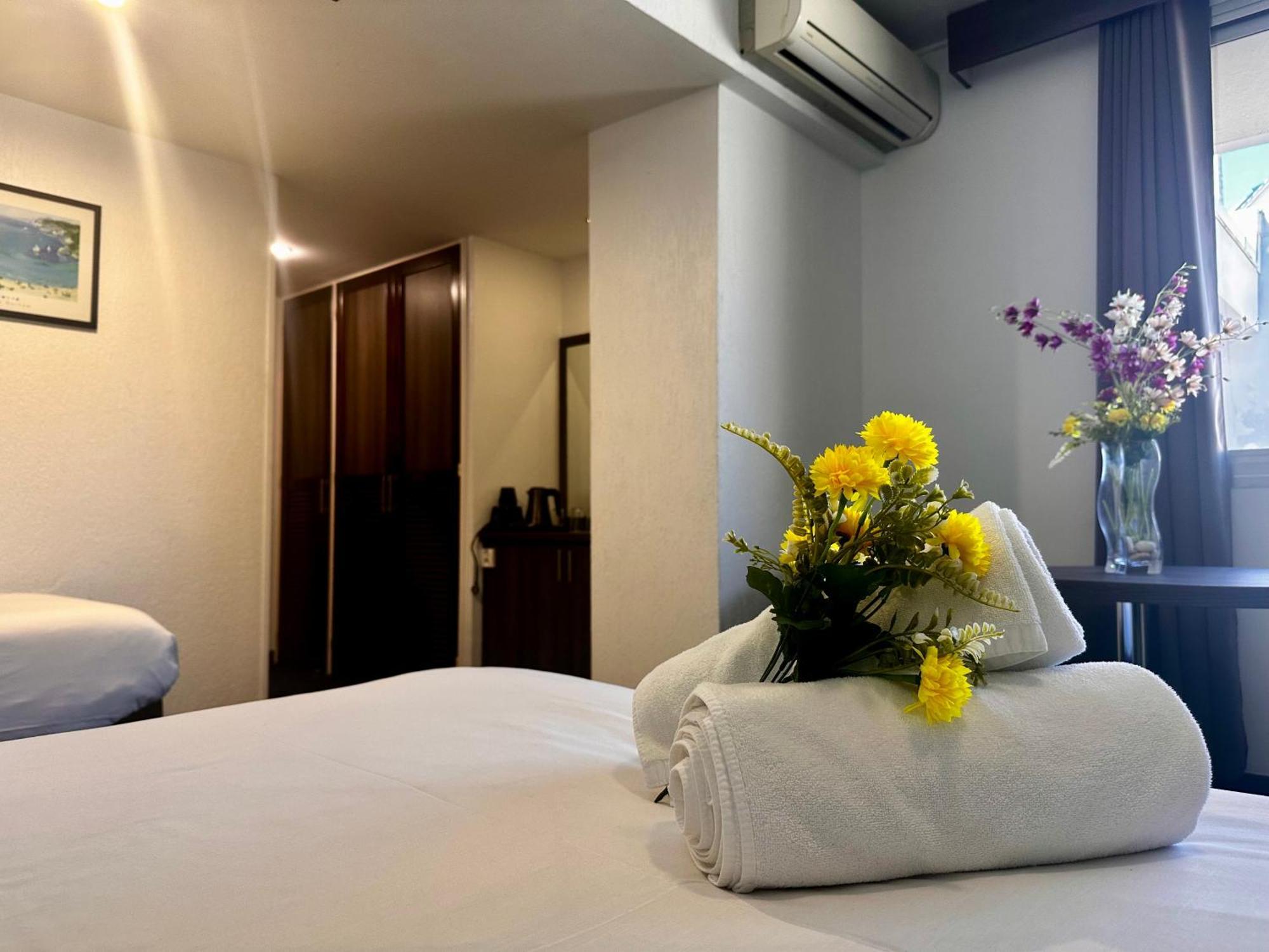 Hotel Le Paris Нумеа Экстерьер фото